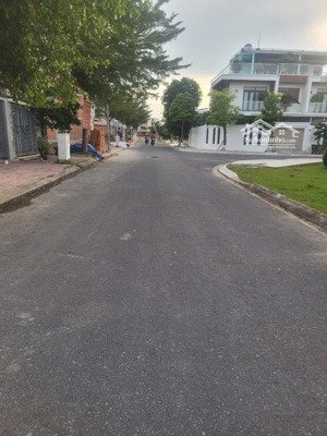 bán đất kđt gói 5 mỹ gia, đối diện công viên, sạch đẹp, giá chỉ 5,3 tỉ. lh yến: 