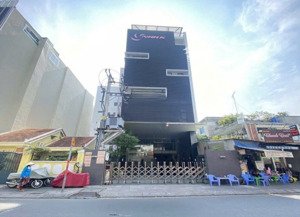 tòa nhà cho thuê đường hoàng việt, phường 4. dt: 14x23m. hầm - 7 tầng. pccc đủ, sàn trống suốt