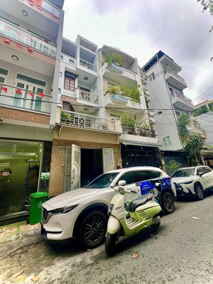 tòa chdv 20 phòng thu nhập 90 tr/tháng hxh tô hiến thành, quận 10, giá 16 tỷ, dt công nhận 92.4m2