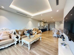 mời thuê căn hộ 3pn 2wc 114m2 đủ đồ view trực diện hồ thiên nga toà l1 landmark.hl ạ