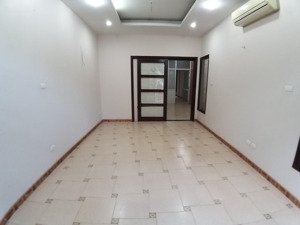 cho thuê nhà phân lô mỹ đình, 80m2 xây 5 tầng làm văn phòng, dạy học