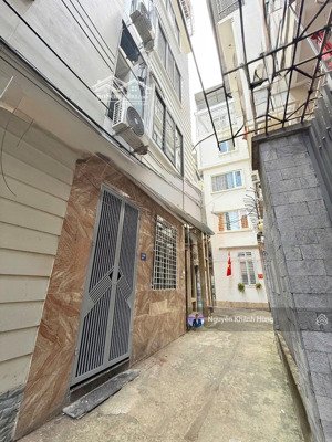 bán nhà riêng 5 tầng phố võ chí công, 2 thoáng, dt 30m2, mặt tiền 5,5m. giá chào 8.1 tỷ