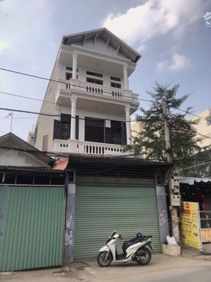 bán gấp nhà mặt phố 8,5 tỷ, 97m2 tại quốc lộ 6, phụng châu, chương mỹ, hà nội