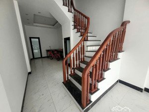 bán nhà 4 tầng 34m nhỉnh 4 tỷ xx yên nghĩa