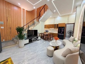 bán nhà hẻm oto thạnh lộc 37 quận 12 ngang 5