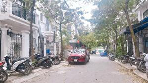 BÁN NHÀ LIỀN KỀ KĐT ĐẠI KIM. 80M2 - 5 TẦNG. THANG MÁY. KINH DOANH.