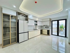 chỉ 9 tỷ hơn - bán nhà xuân la - tây hồ - ô tô tránh - 6 tầng thang máy - 45m2, mt 4.3m - ngõ thông
