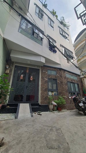 bán nhà hẻm điện biên phủ quận 3, 4 tầng gần ngay mặt tiền. giảm sốc 300 triệu chỉ còn 7,5 tỷ