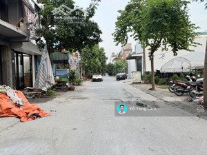 đất nở hậu 120m2 trâu quỳ - đường 11m kèm vỉa hè - khu dân cư sầm uất, gần trường/chợ