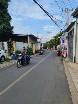 bán lô đất thổ cư 173m2 mặt tiền đường tân xuân 1 hóc môn, diện tích: 8 x 22m = 173m2