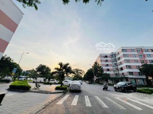 chủ nhà cần bán gấp căn chung cư đặng xá gia lâm hà nội