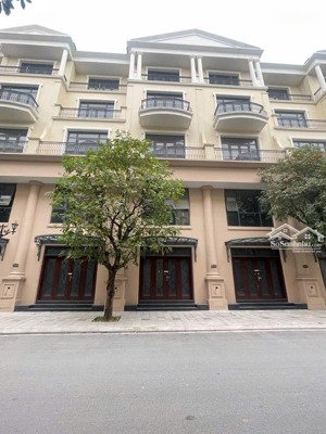 giá siêu tốt tại vin 2-phân khu cọ xanh - gần chung cư. trường học, sổ đỏ lâu dài