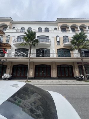 bán liền kề chà là vinhomes ocean park 2