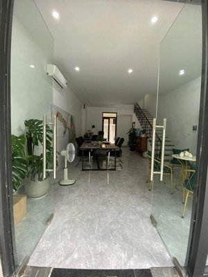 bán căn lk sao biển 6 - vinhomes ocp2, gần căn góc, dt 55m2, mt5m- nhà 5 tầng hoàn thiện, 9ty5