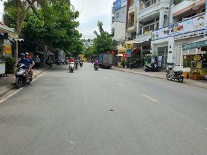 giảm 1tỷ5 bán gấp nhà 3 tầng 71m2 hxh rộng 10m sát nhà ngay phan văn trị - chỉ 4,5 tỷ tl