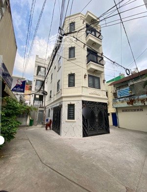 hxh phan xích long cầm bá thước. nhà 5 tầng (50m2) ô tô ngủ nhà. chỉ 13.75 tỷ tl