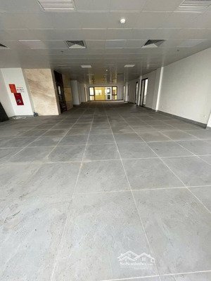 mặt phố yên phụ gần đường thanh niên, kinh doanh 120 m2