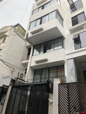 bán nhà 5 tầng đường thăng long p.4 tân bình , 8mx20m , ngay cửa ngõ sân bay giá chỉ 24.5 tỷ tl