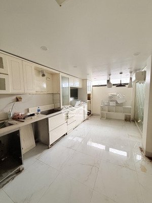 bán nhà gần mặt phố - 61m2 - 16,5 tỷ - kính mời đầu tư