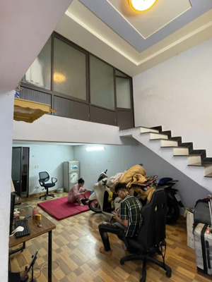 f0 mặt ngõ miếu 2 xã 48m2 x 2 tầng ô tô né nhau giá 2,3 tỷ (thoả thuận) bìa hồng