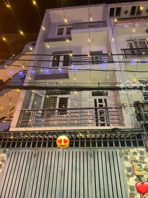 nhanh mới kịp. bán nhà mặt tiền đường p12 tân bình 66m2 nở hậu 4.8m 4 tầng 5pn chỉ 11.8tỷ tl