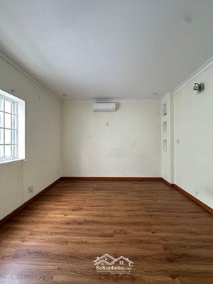 luỹ bán bích-tân phú- 58m2- 4 tầng btct- lô góc 2 mặt hẻm không lộ giới -hẻm nhựa 10m giá 9.x tỷ tl