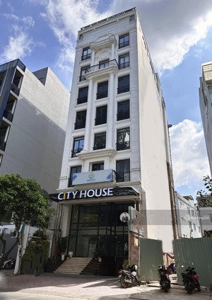 bán tòa khách sạn mt bùi thị xuân, quận 1 - dt: 4x25m - hầm 9 tầng - hđt: 500trđ - giá 79 tỷ