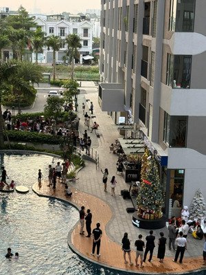 bán shophouse block e đối diện cv, hồ bơi giá 8 tỷ vnd, dt 123m2 tại mt eastmark city