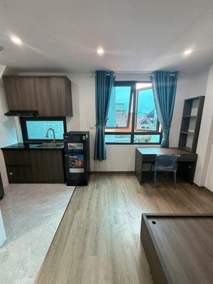 bán căn hộ dv ccmini, phương canh, 90m , 7 tầng , 24 phòng , dòng tiền 130tr/th , ngõ ô tô đỗ