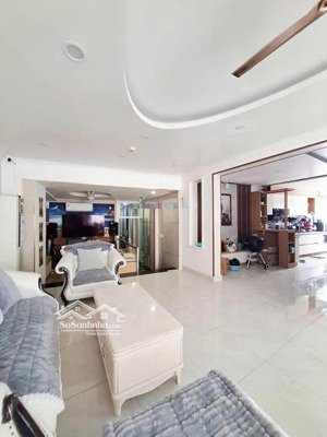 bán nhà mặt tiền đường hoa sữa phú nhuận 134m 5 tầng 42 tỷ cho thuê 4.000$/tháng