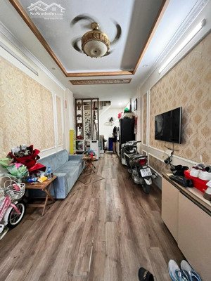 6,1 tỷ vĩnh hưng - lô góc, ô tô vf3 đỗ cửa, mặt ngõ 50m ra phố, dt 30m2*4t, mt 3,6m