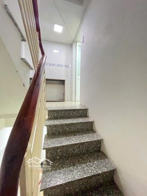 bán nhà hẻm nguyễn thị tần, phường 2 quận 8, trệt, lững, 2 lầu, giá: 3.980 tỷ