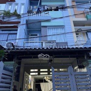 chính chủ 1 đời 68m2 3 tầng/4pn gần co.op mart chỉ hơn 6x tỷ