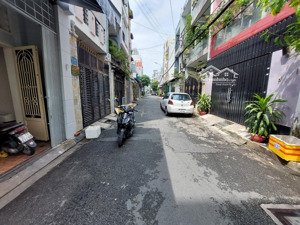 bán nhà mặt tiền khu tân hương căn góc dt 9.33 x 14.56m giá 13 tỷ