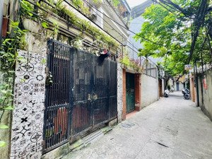 bán nhà bạch đằng, bên chẵn, ngõ nông ba gác, diện tích 43.1m2 giá 8.2 tỷ đồng