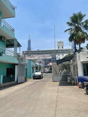 giá tốt bán gấp nhà phố khu compound trần não, q.2, an ninh, yên tĩnh, có chỗ đậu ô tô, sổ hồng