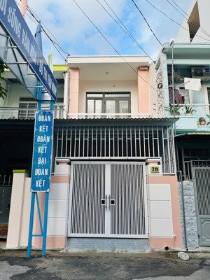 ms391. cho thuê nhà nguyên căn đường ô tô trung tâm nha trang - 11 triệu