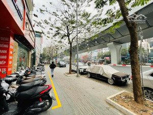 lô góc - mặt đường 2 ô tô tránh - kinh doanh bạt ngàn, 35m2 - 5t, phố đại la, giá đầu tư 13.35 tỷ