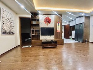 chính chủ bán căn 3pn góc view sông 5.3 tỷ eurowindow river park