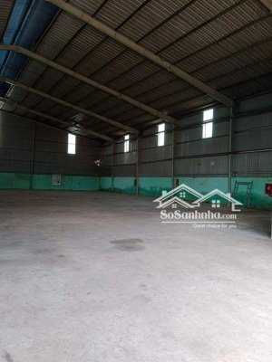 cần bán nhà kho mặt tiền lộ đt 852 đồng tháp, mặt sông sa đéc