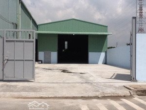 em chính chủ cần bán đất có sẵn kho xưởng mặt tiền đường đt 852 và mặt sông sa đéc