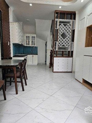 bán nhà - nhân mỹ - mỹ đình - lô góc - 30m x 5 tầng - nhỉnh 7tỷ.