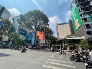 400 tr/m2: mặt tiền tôn thất tùng gần sương nguyệt ánh và bùi thị xuân, trung tâm p. bến thành