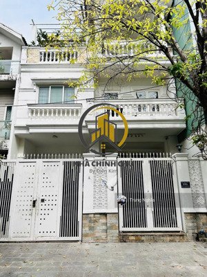 nhà đường hoàng diệu diện tích: 8x20m trệt 2 lầu cho thuê