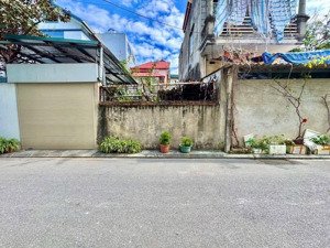 lô đất siêu đẹp tổ 19 thị trấn đông anh: 60m, oto tránh nhau, vị trí đắc địa,giá cực hợp lý 6,x tỷ