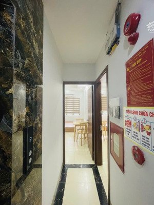 chính chủ bán nhà 6 tầng long biên 68m² mặt tiền 5.2m, thang máy gần phố trạm & sân golf