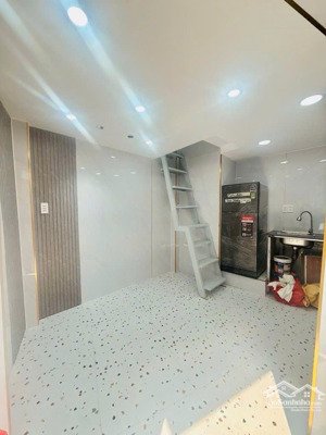 chính chủ bán nhà trung tâm quận 4 bến vân đồn - phù hợp gia đình nhỏ - giá cũng nhỏ