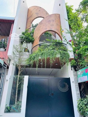 cho thuê nhà hẻm xe tải đường võ văn tần p5 q3 - dt 4,5x18 - trệt 3 lầu - giá 30 triệu 