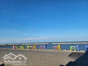 bán đất ở 380 triệu gần biển có sổ đỏ mặt đường ô tô