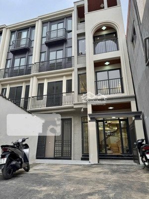 nhà 4 tầng giáp mặt đường thiên lôi - quán nam chỉ hơn 4 tỷ đẹp long lanh